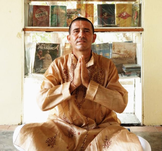 Jhon Ney Betancour Franco (kirtan Rasa D)